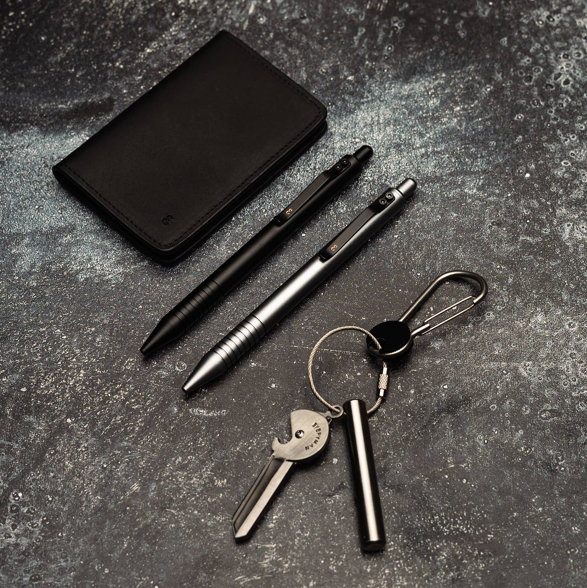 Cowan Carabiner | Black